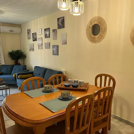 Διαμέρισμα Holidays & Ii, 3 Habitaciones, Piscinas ,150 Metros Playa *